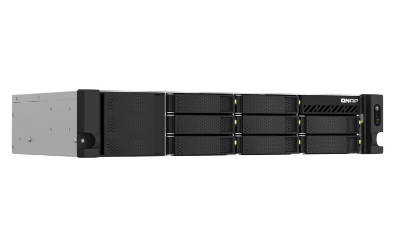 QNAP TS-864EU-8G server NAS e di archiviazione Armadio (2U) Intel® Celeron® 8 GB DDR4 0 TB QNAP Turbo System Nero immagine gallery 4 QNAP TS-873AEU-4G server NAS e di archiviazione Armadio (2U) Ryzen Embedded V1500B 4 GB DDR4 0 TB QuTS hero Nero