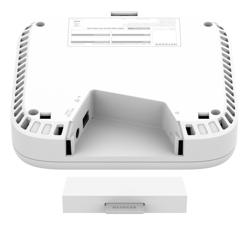 NETGEAR WBE718 9400 Mbit/s Bianco Supporto Power over Ethernet (PoE)