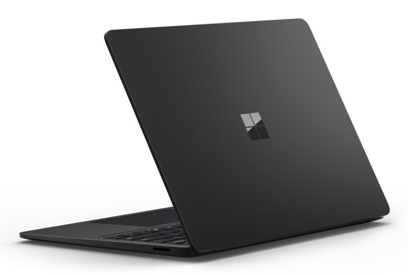 Microsoft Surface Laptop 7 - Copilot+ PC - 13,8'' touchscreen - Snapdragon X Plus - 16GB RAM - 512GB SSD - Device only - Black immagine gallery 4 Microsoft Surface Laptop 7 - Copilot+ PC - 13,8'' touchscreen - Snapdragon X Plus - 16GB RAM - 512GB SSD - Device only - Black