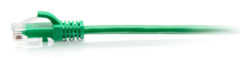 C2G Cavo patch di rete Ethernet sottile Cat6a antigroviglio, non schermato (UTP) da 7,6 m - Verde