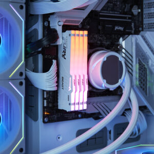 Kingston Technology FURY Beast 32GB 6000MT/s DDR5 CL30 DIMM (Kit da 2 moduli) White RGB EXPO