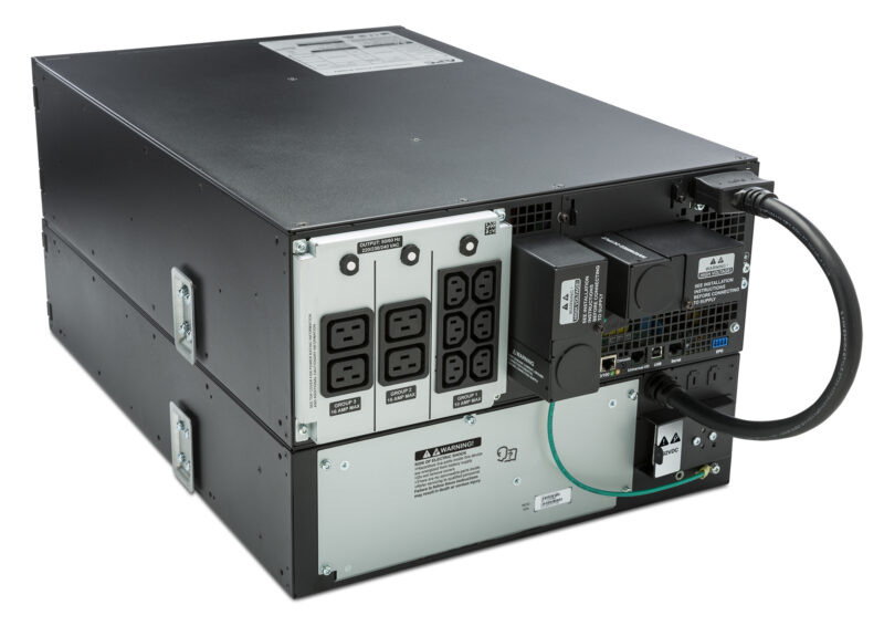 APC Smart-UPS On-Line gruppo di continuità (UPS) Doppia conversione (online) 6 kVA 6000 W 10 presa(e) AC immagine gallery 5 APC Smart-UPS On-Line gruppo di continuità (UPS) Doppia conversione (online) 6 kVA 6000 W 10 presa(e) AC