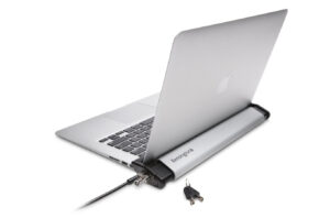 Kensington Locking station per laptop 2.0 con Microsaver 2.0 immagine gallery 2 Kensington Locking station 2.0 per laptop senza lucchetto da utilizzare insieme con lucchetti con chiave master