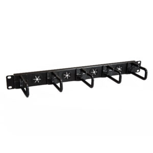 StarTech.com Pannello di gestione cavi per armadi Server Rack da 19" 1U - con anelli a D - Pannello orizzontale per gestione del cablaggio per rack e apparecchiature di rete - Pannello di cablaggio forato con hardware di montaggio - EIA / ECA-310 -E immagine principale StarTech.com Pannello di gestione cavi per armadi Server Rack da 19" 1U - con anelli a D - Pannello orizzontale per gestione del cablaggio per rack e apparecchiature di rete - Pannello di cablaggio forato con hardware di montaggio - EIA / ECA-310 -E