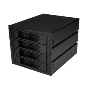 StarTech.com Backplane a 4 alloggi da 3,5" SATA/SAS per 3 unità da 5,25" - Trayless immagine principale StarTech.com Backplane a 4 alloggi da 3,5" SATA/SAS per 3 unità da 5,25" - Trayless
