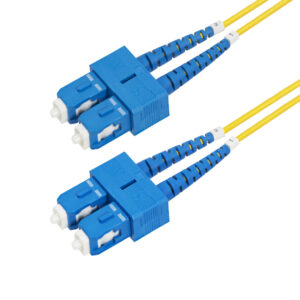StarTech.com Cavo in fibra ottica duplex monomodale OS2 da SC a SC (UPC) da 1m, 9/125µm, 40G/100G, Insensibile alla piegatura, Bassa perdita di inserzione, Cavo patch in fibra LSZH immagine principale StarTech.com Cavo in fibra ottica duplex monomodale OS2 da SC a SC (UPC) da 1m, 9/125µm, 40G/100G, Insensibile alla piegatura, Bassa perdita di inserzione, Cavo patch in fibra LSZH