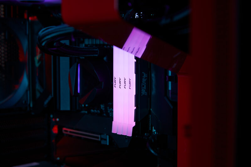 Kingston Technology FURY 8GB 4000MT/s DDR4 CL19 DIMM Renegade RGB immagine gallery 8 Kingston Technology FURY 32GB 3200MT/s DDR4 CL16 DIMM Renegade RGB