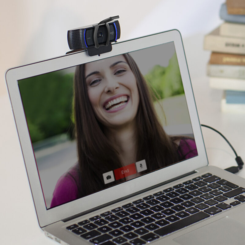 Logitech C920S HD Pro Webcam, Videochiamata Full HD 1080p/30fps, Audio Stereo ‎Chiaro, ‎Correzione Luce HD, Privacy Shutter, Per Skype, Zoom, FaceTime, Hangouts, ‎‎PC/Mac/Laptop/Tablet/XBox‎, Nero