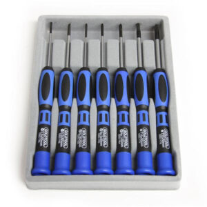 StarTech.com Kit di attrezzi per computer con 7 cacciaviti di precisione immagine principale StarTech.com Kit di attrezzi per computer con 7 cacciaviti di precisione