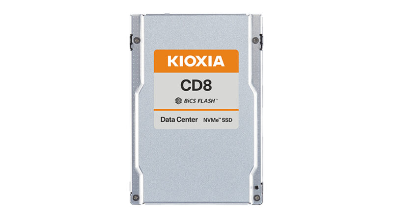 Kioxia CD8-V 3,2 TB 2.5" PCI Express 4.0 NVMe BiCS FLASH TLC immagine principale Kioxia CD8-R 7,68 TB 2.5" PCI Express 4.0 NVMe BiCS FLASH TLC