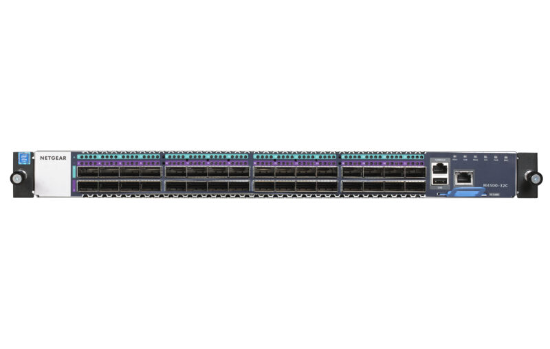 NETGEAR M4500-32C Gestito L2/L3/L4 1U Nero