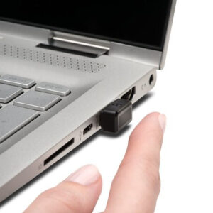 Kensington Chiavetta con lettore di impronte digitali VeriMark™ - Designed for Surface