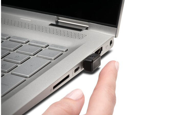 Kensington Chiavetta con lettore di impronte digitali VeriMark™ - Designed for Surface