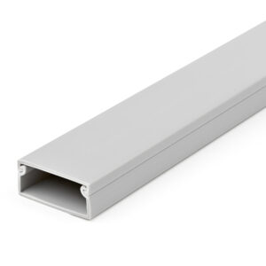 StarTech.com Solida canalina per la gestione dei cavi con coperchio, 38mm L x 16mm H - 2m L, canale singolo in PVC per rete/cavo di alimentazione, nascondiglio per cavi a parete, massimo 30 cavi, omologati UL