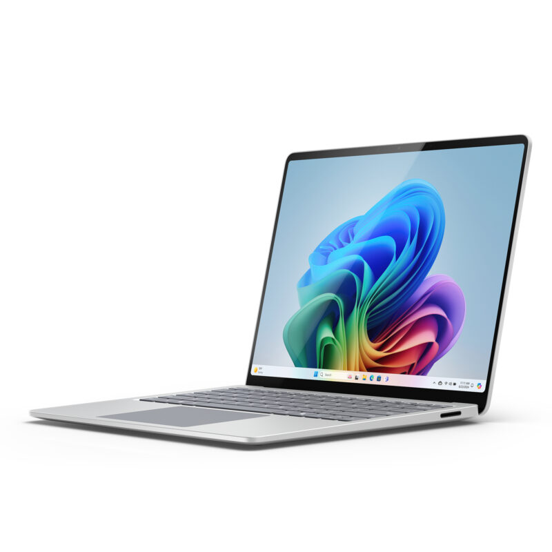 Microsoft Surface Laptop 7 - Copilot+ PC - 13,8'' touchscreen - Snapdragon X Elite - 16GB RAM - 512GB SSD - Device only - Platinum immagine gallery 2 Microsoft Surface Laptop 7 - Copilot+ PC - 13,8'' touchscreen - Snapdragon X Plus - 16GB RAM - 256GB SSD - Device only - Platinum