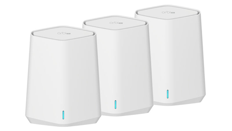 NETGEAR Orbi Pro WiFi 6 Mini AX1800 System 3-Pack (SXK30B3) Dual-band (2.4 GHz/5 GHz) Wi-Fi 6 (802.11ax) Bianco 11 Interno immagine principale NETGEAR Orbi Pro WiFi 6 Mini AX1800 System 3-Pack (SXK30B3) Dual-band (2.4 GHz/5 GHz) Wi-Fi 6 (802.11ax) Bianco 11 Interno