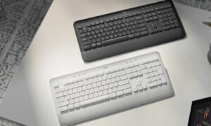 Logitech 920-010915 tastiera Ufficio Bluetooth QWERTY Italiano Grafite immagine principale Logitech 920-010915 tastiera Ufficio Bluetooth QWERTY Italiano Grafite