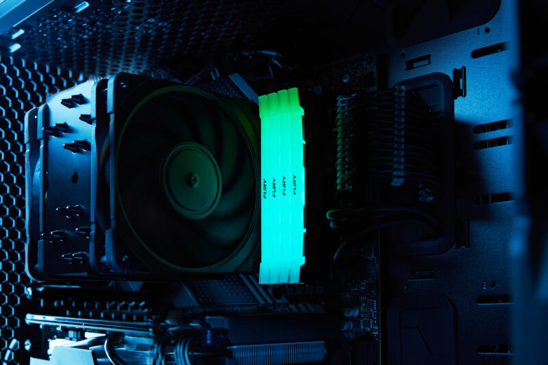 Kingston Technology FURY 16GB 4600MT/s DDR4 CL19 DIMM (Kit da 2) Renegade RGB immagine gallery 8 Kingston Technology FURY 32GB 3200MT/s DDR4 CL16 DIMM Renegade RGB