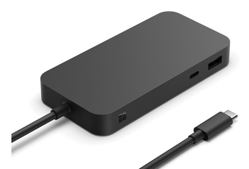 Microsoft Surface USB4 Dock Cablato Nero immagine gallery 2 Microsoft Surface USB4 Dock Cablato Nero